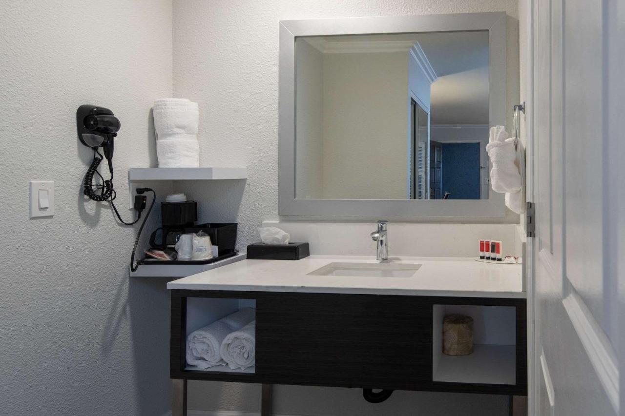 Rodeway Inn Milpitas Near Great Mall Ngoại thất bức ảnh